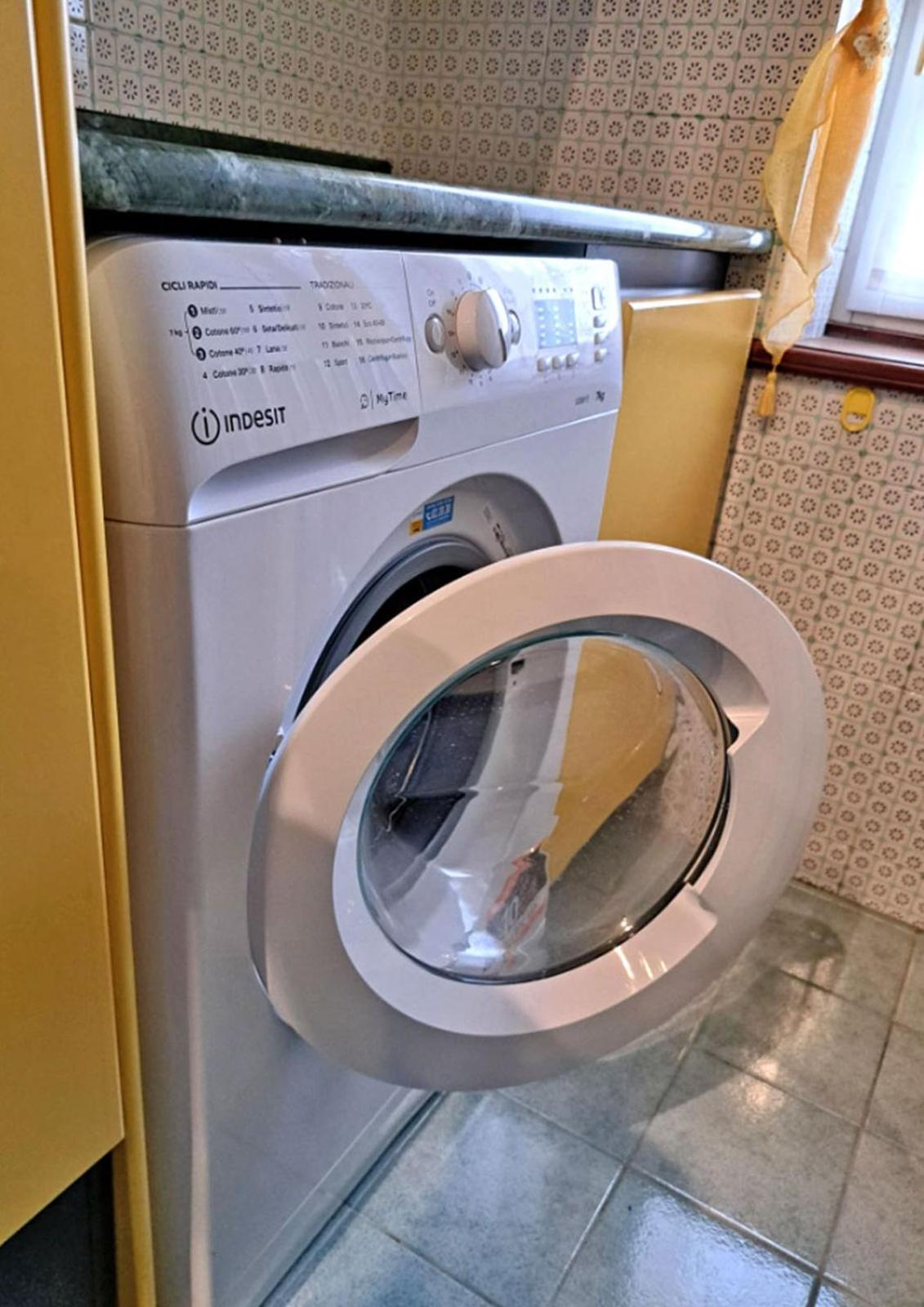 Appartamento La Dimora Del Centro Jesi Esterno foto