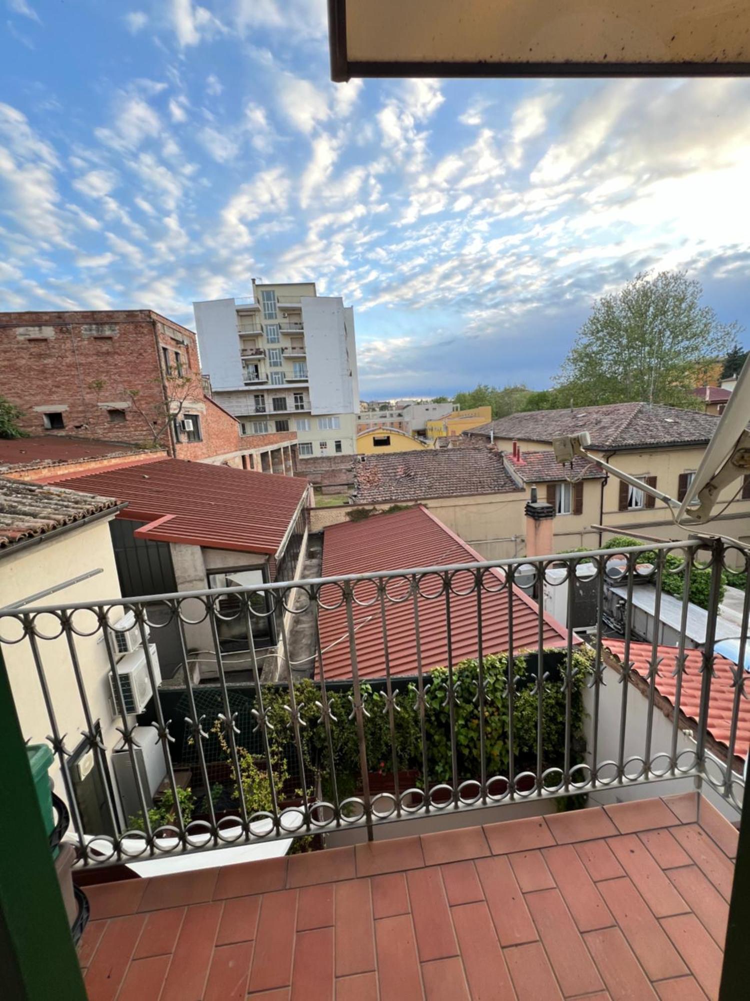 Appartamento La Dimora Del Centro Jesi Esterno foto